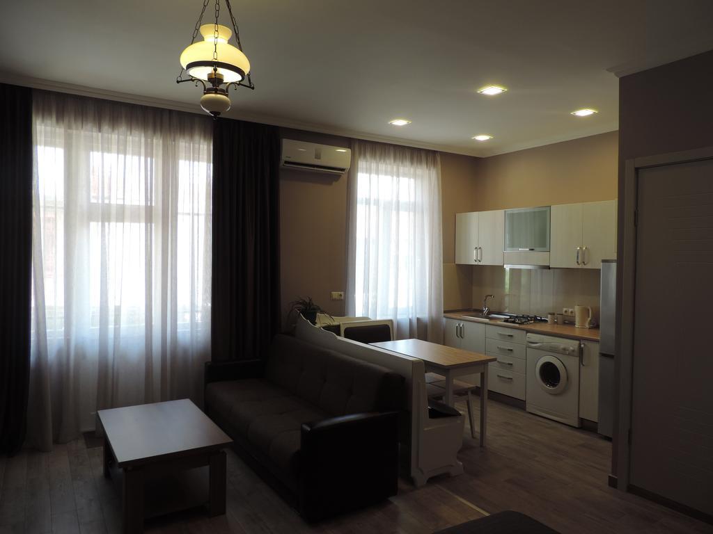 Modern Apartment Batoumi Extérieur photo